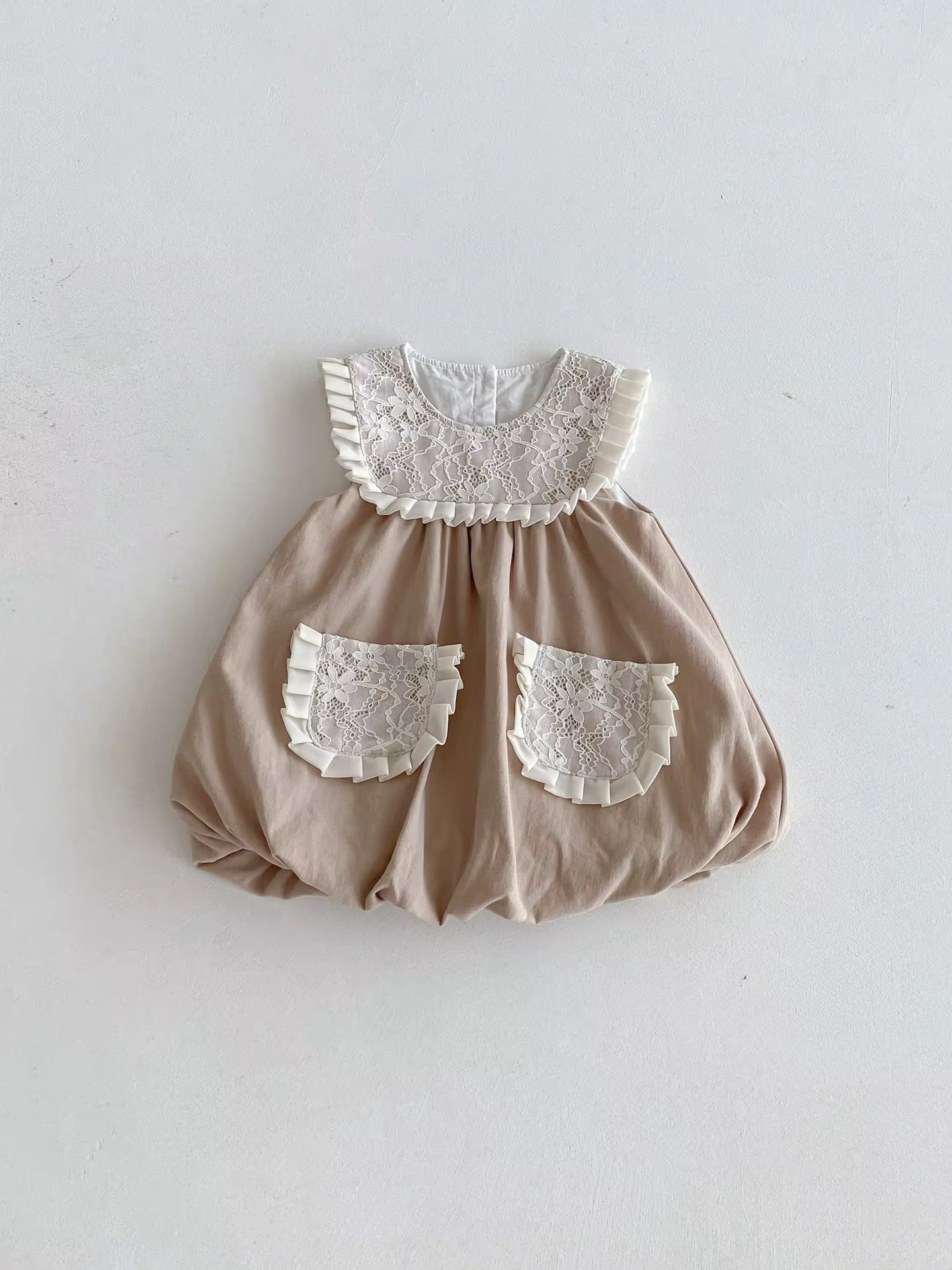 Nesia dress