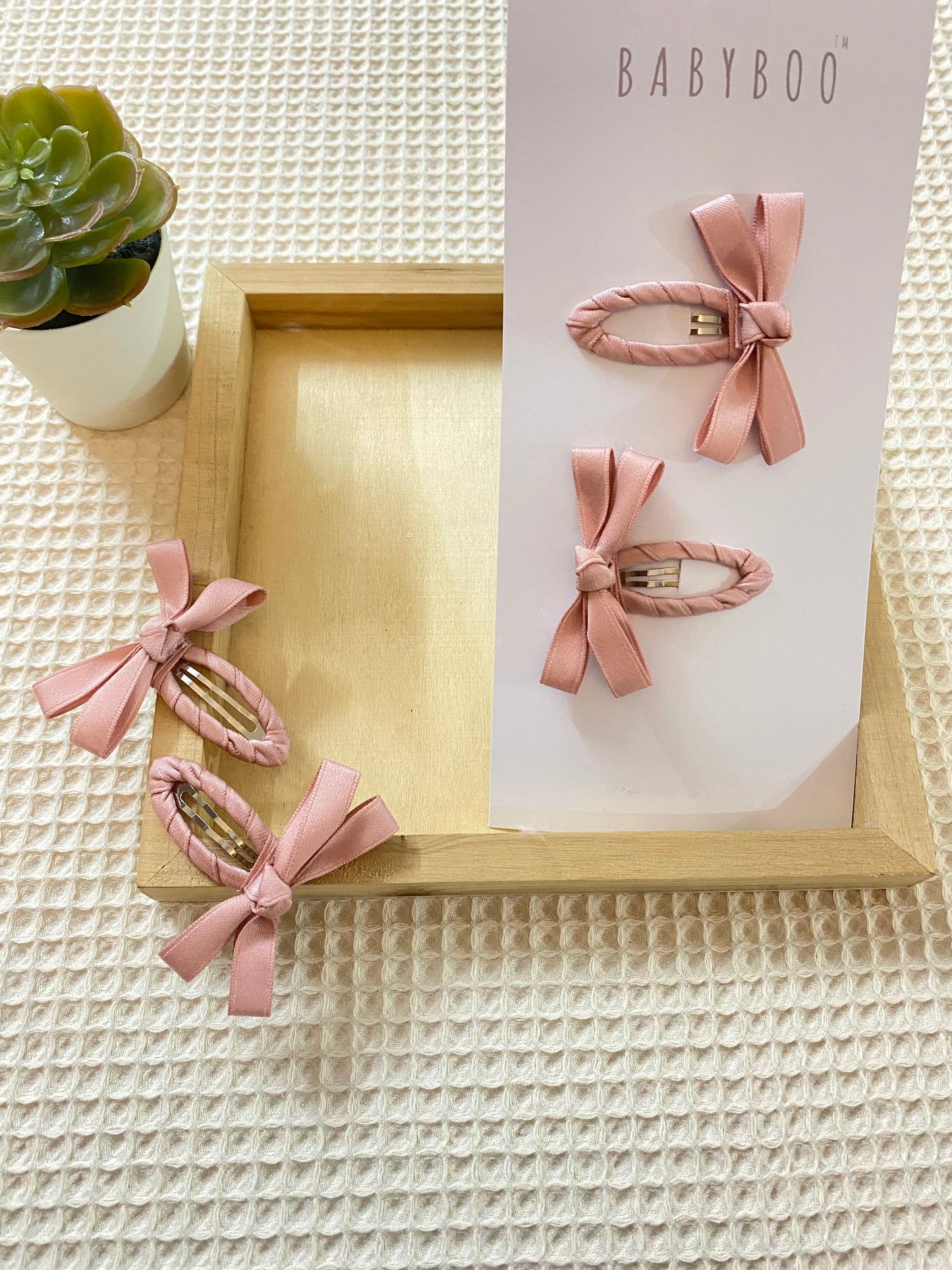Amour clip set