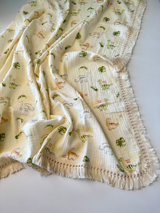 Baby tassel blanket