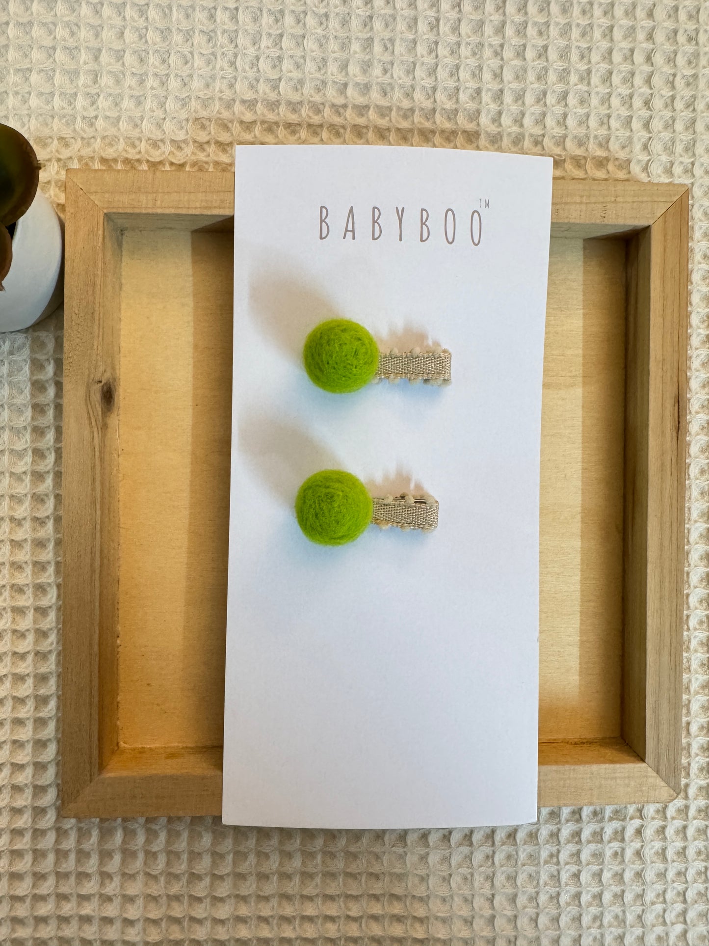Pom nest clip set
