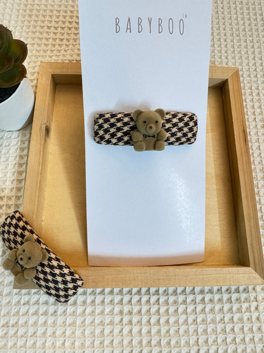 Bear check hair clip