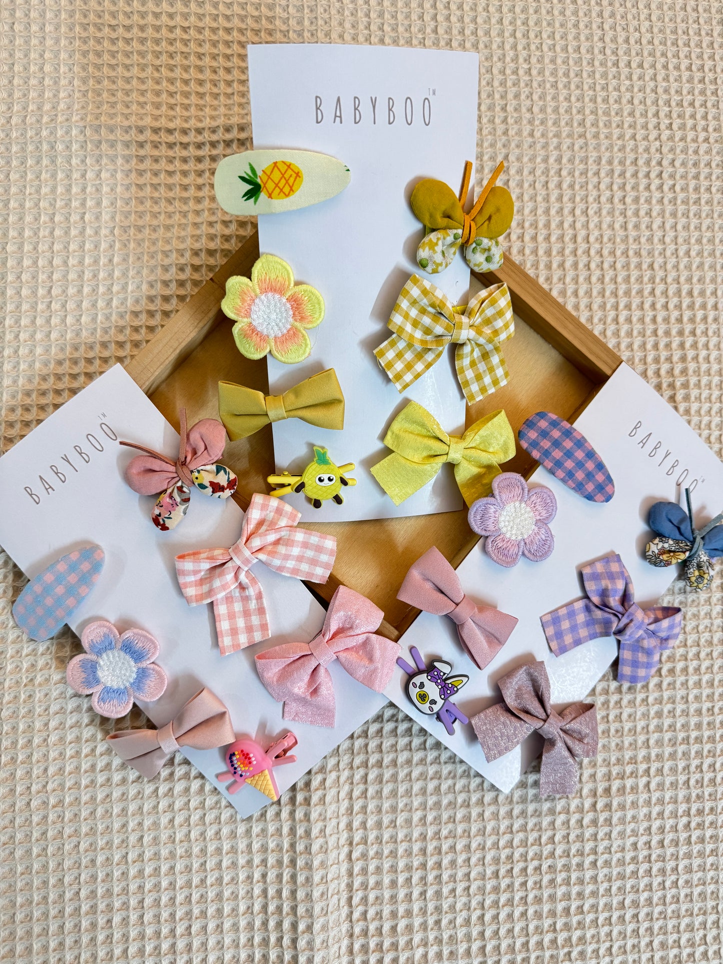 Checker clip set