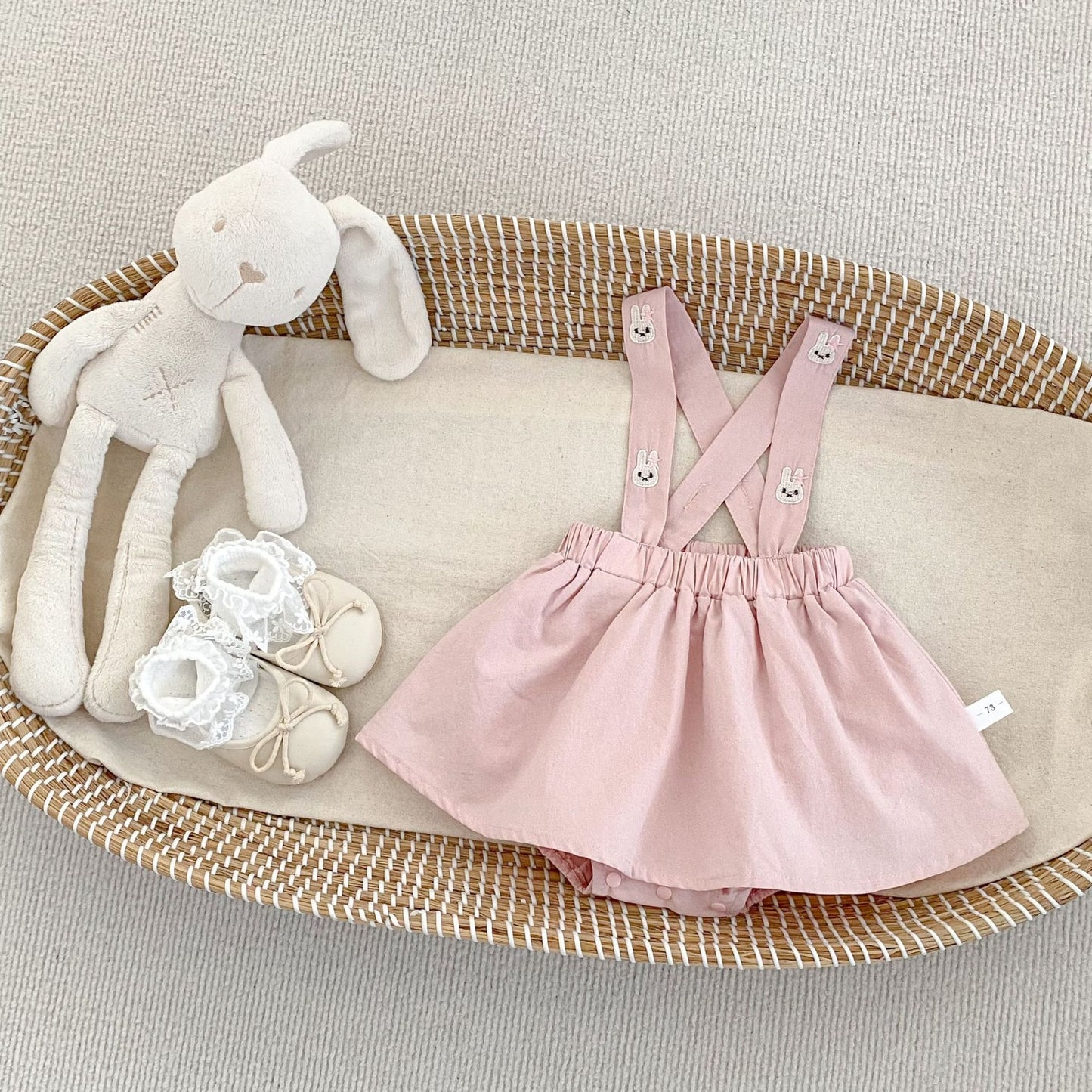 Luna bunny suspender set