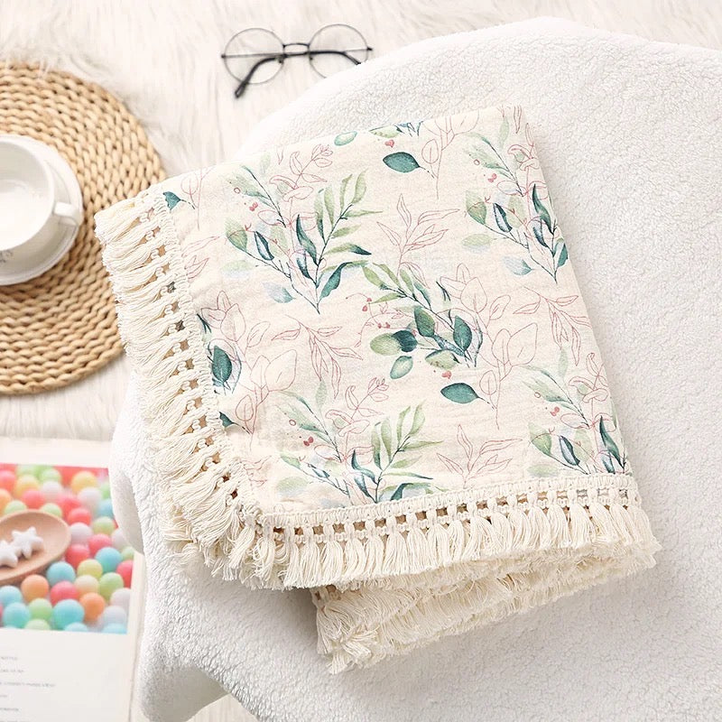 Baby tassel blanket