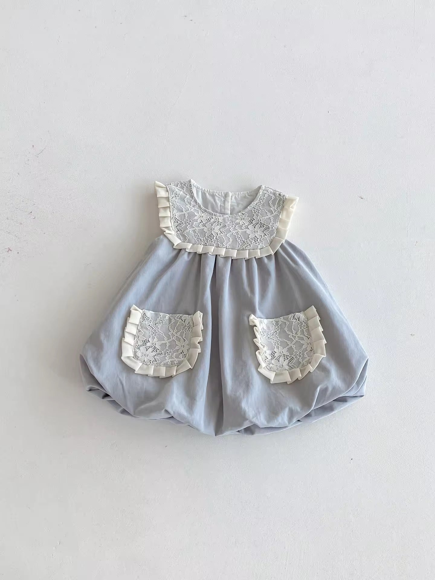 Nesia dress