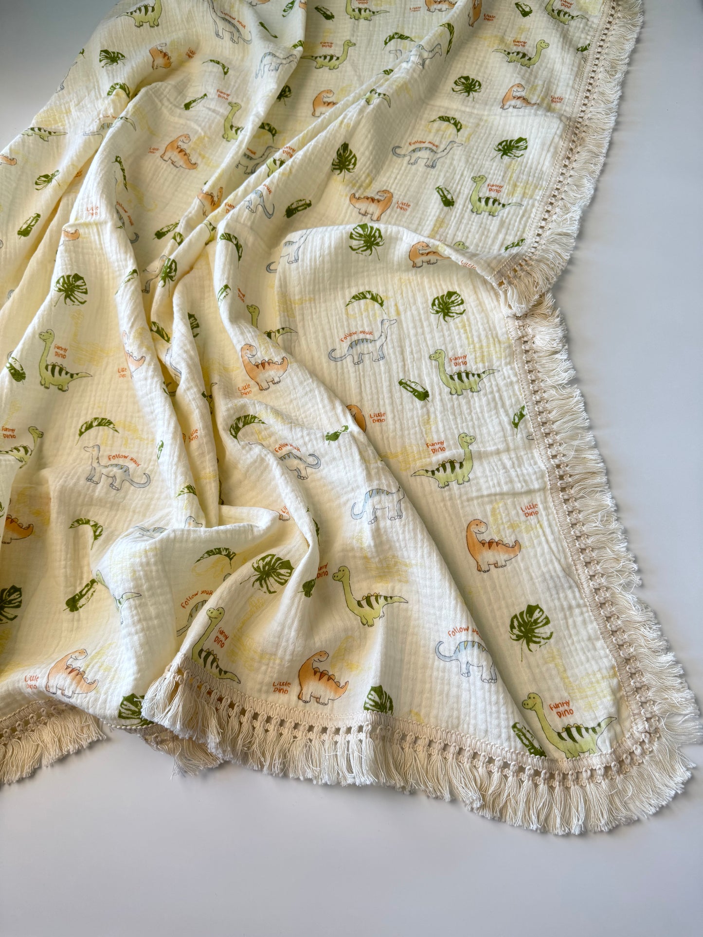 Baby tassel blanket