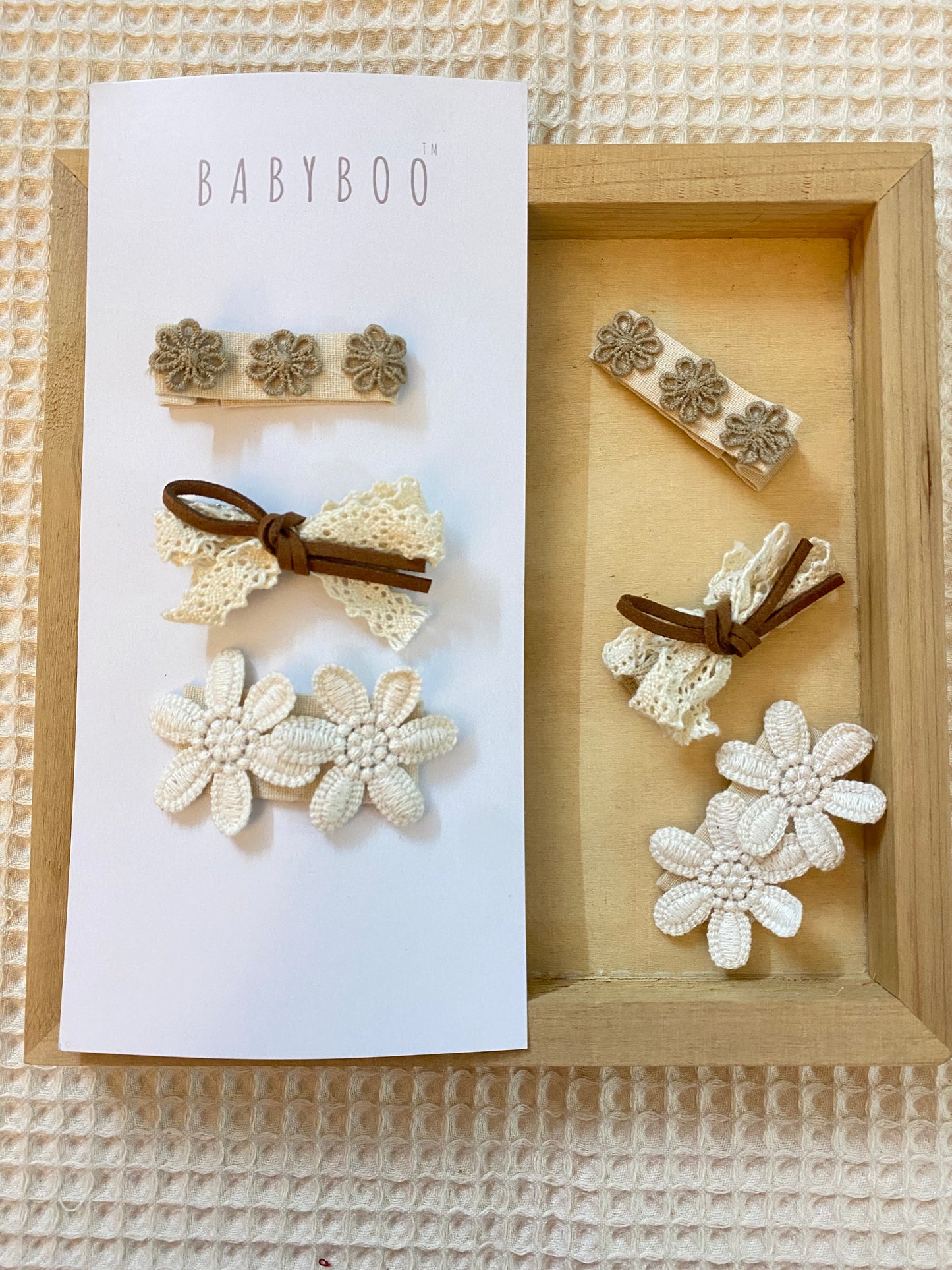 Crochet trio clip set