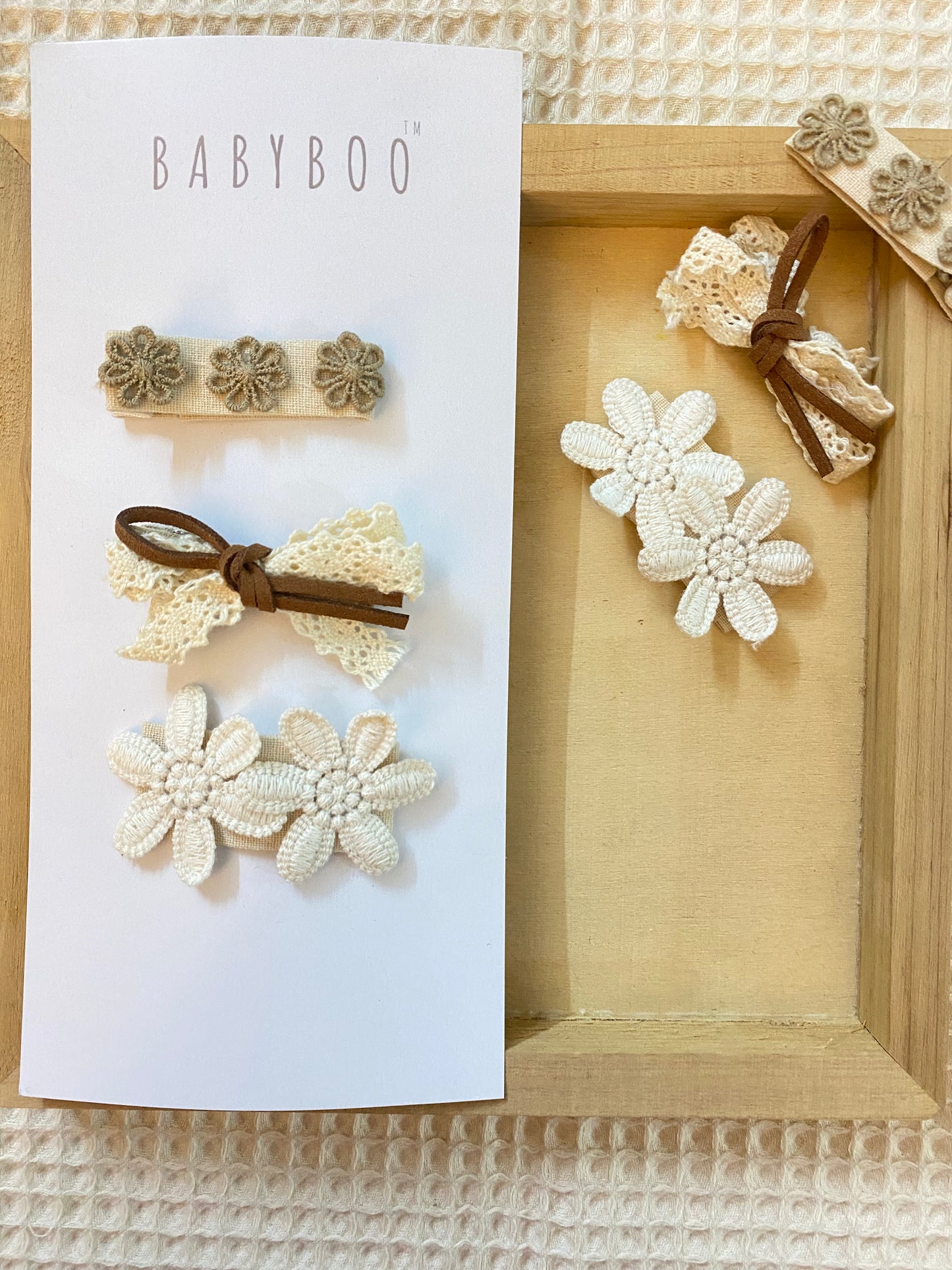 Crochet trio clip set