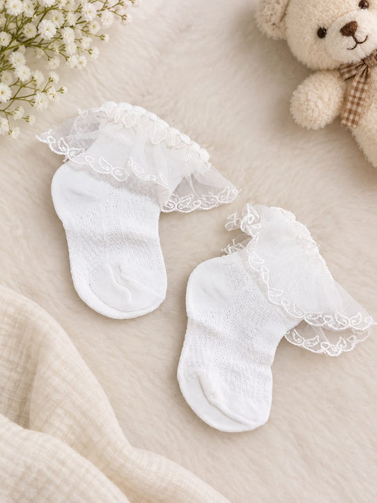 Lace frill socks