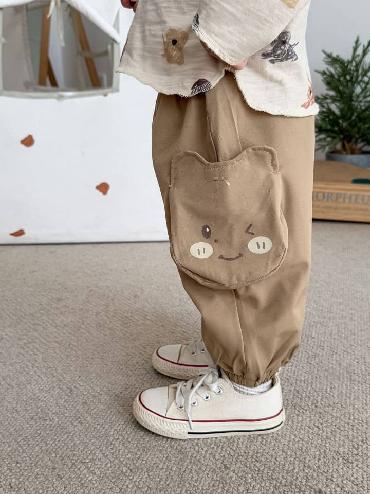 Bear pockets trouser